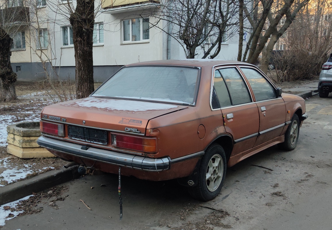 Минск, № (BY-7) Б/Н 0019 — Opel Commodore (C) '78-82
