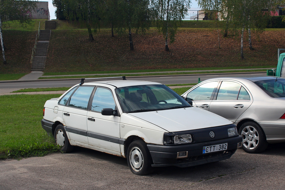 Литва, № CTT 382 — Volkswagen Passat (B3) '88-93