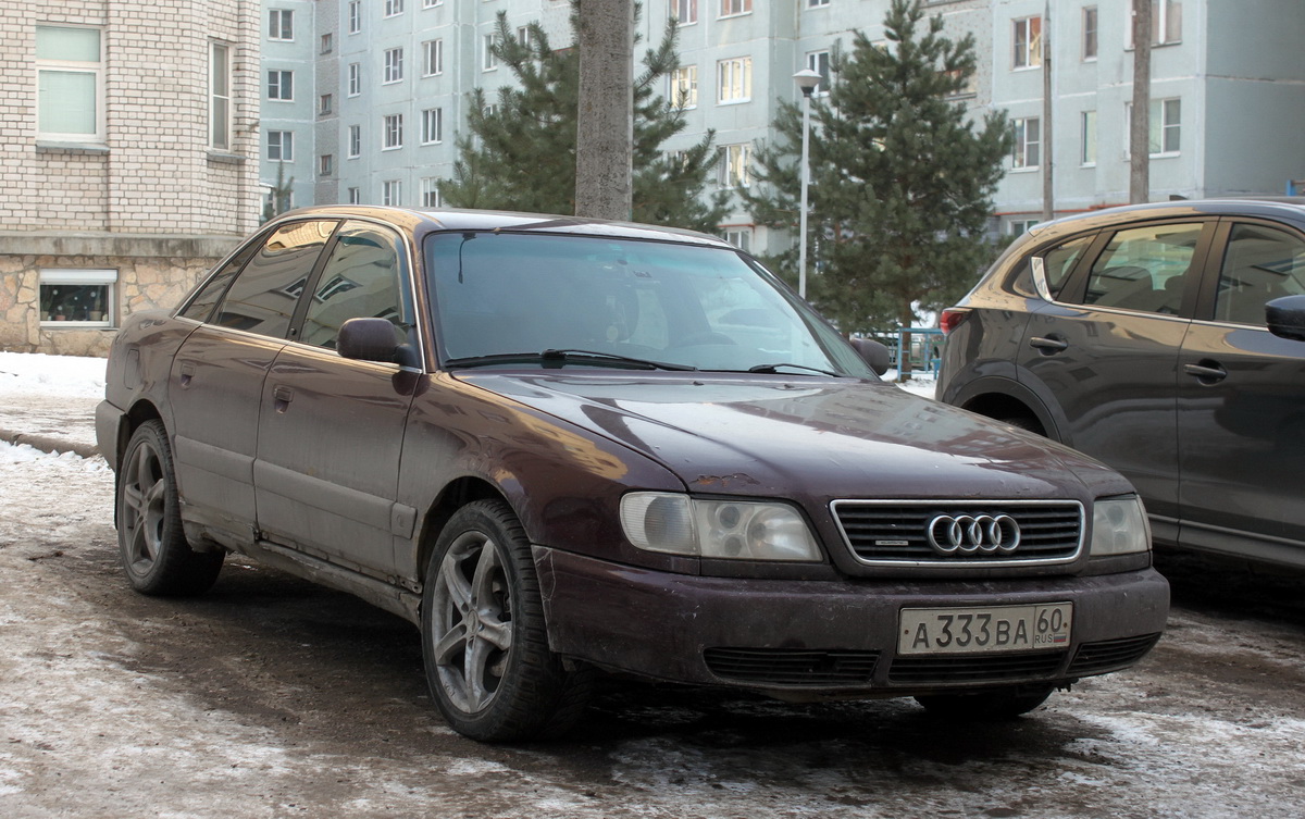 Псковская область, № А 333 ВА 60 — Audi A6 (C4) '94-97