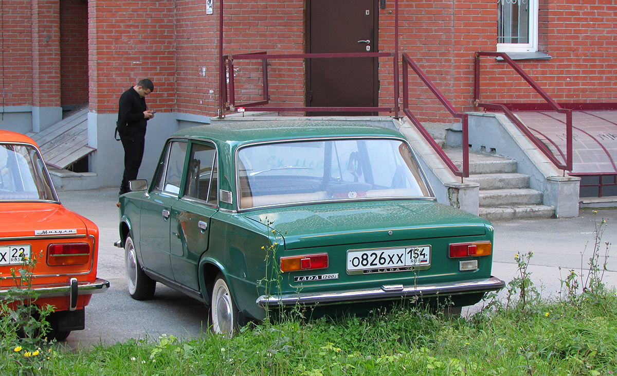 Новосибирская область, № О 826 ХХ 154 — ВАЗ-21013 Жигули '77-88