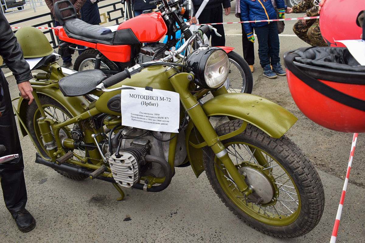 Алтайский край, № 2842 АС 22 — ИМЗ М-72 '41-60; Алтайский край — День Победы. Барнаул. 2018 г.