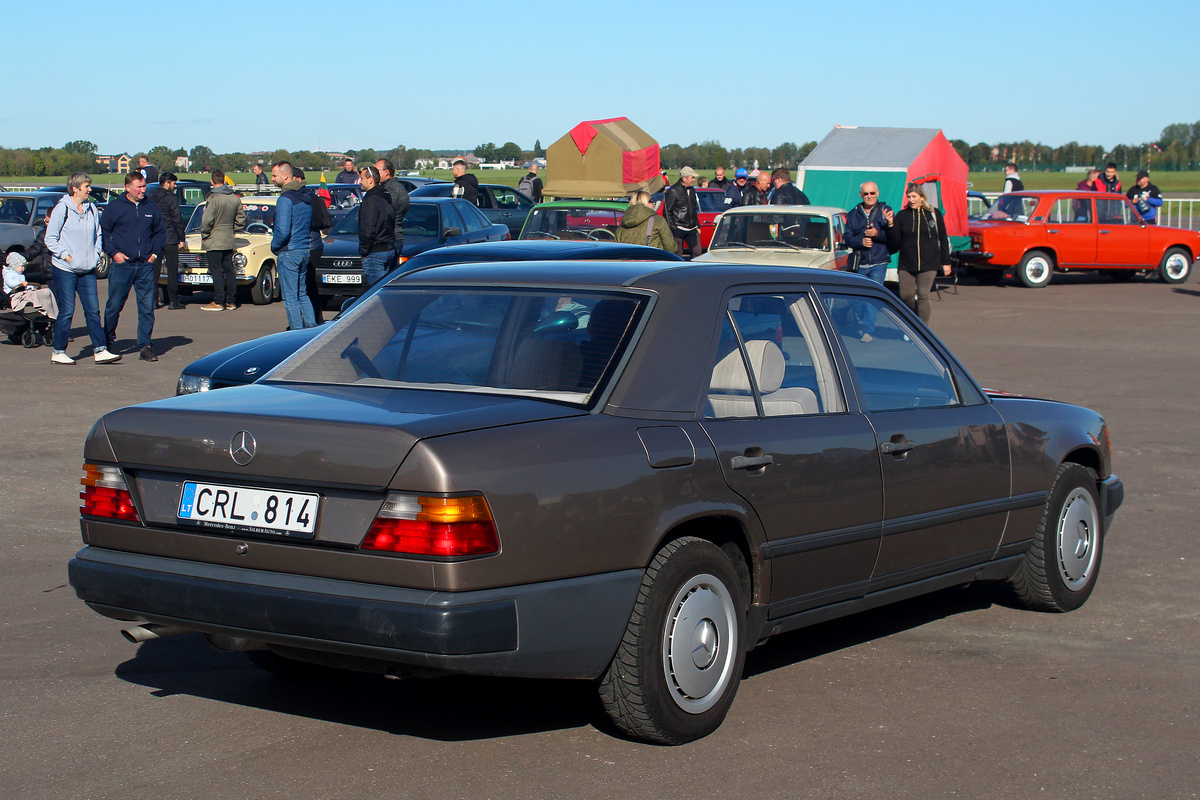 Литва, № CRL 814 — Mercedes-Benz (W124) '84-96; Литва — Retro mugė 2024 ruduo