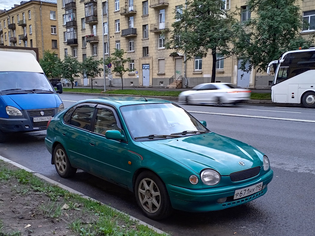 Санкт-Петербург, № Р 671 НУ 198 — Toyota Corolla (E110) '95-02