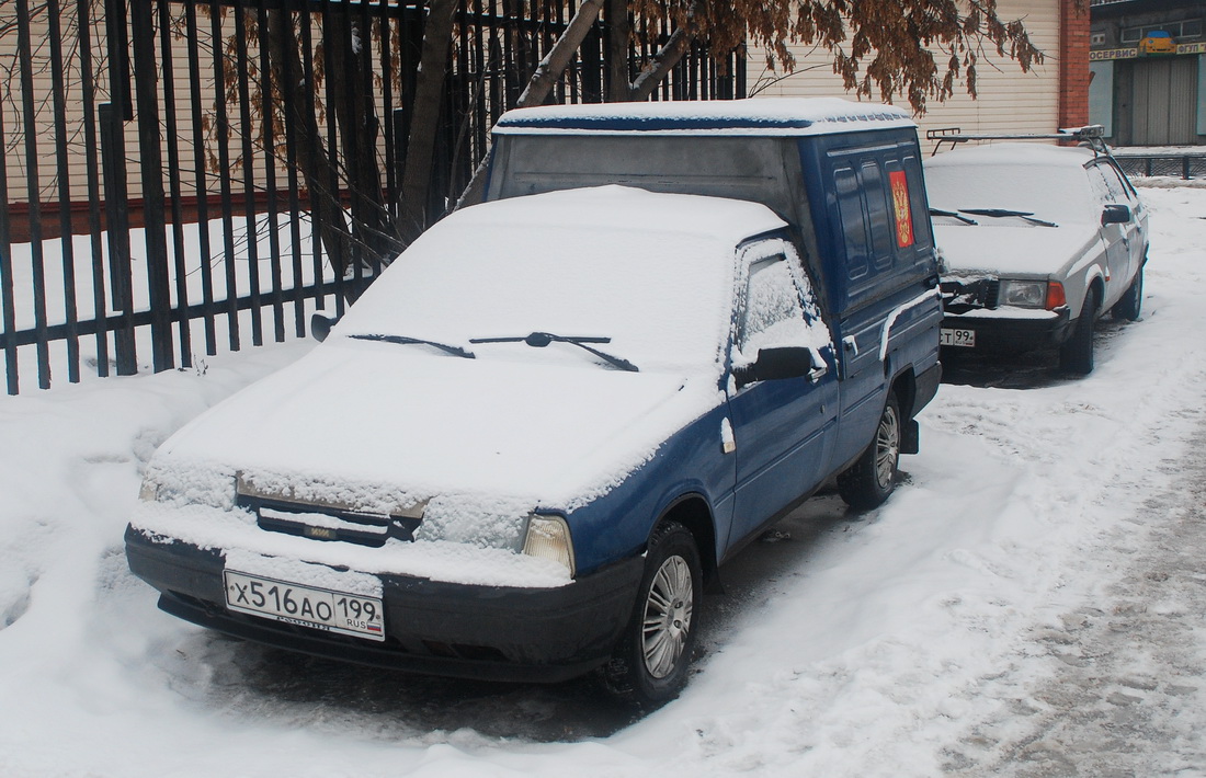 Москва, № Х 516 АО 199 — Иж-2717-230 '97-05; Москва, № О 361 СТ 99 — Москвич-2141 '86-98