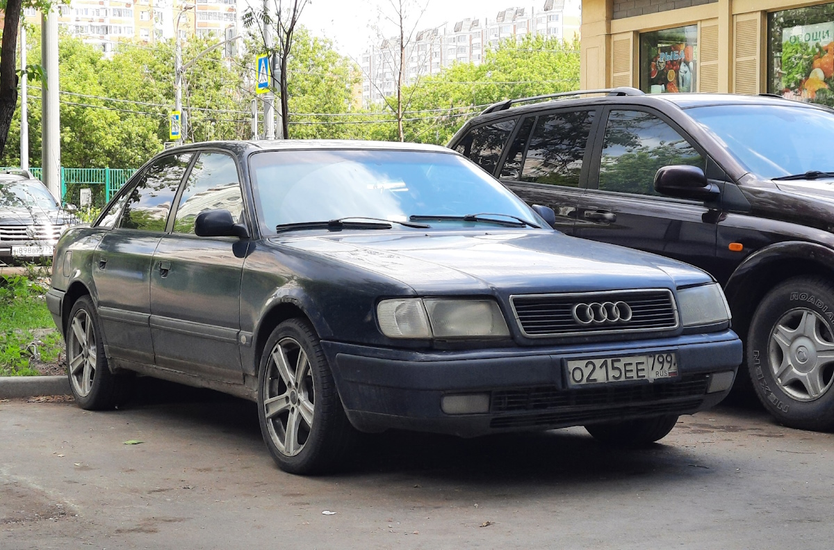 Москва, № О 215 ЕЕ 799 — Audi 100 (C4) '90-94