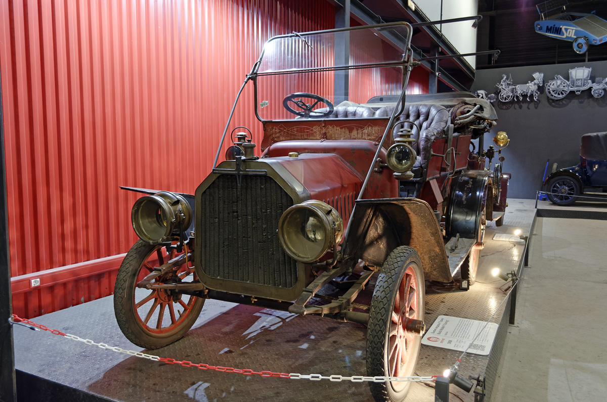 Москва, № (77) Б/Н 0699 — Buick (Общая модель)