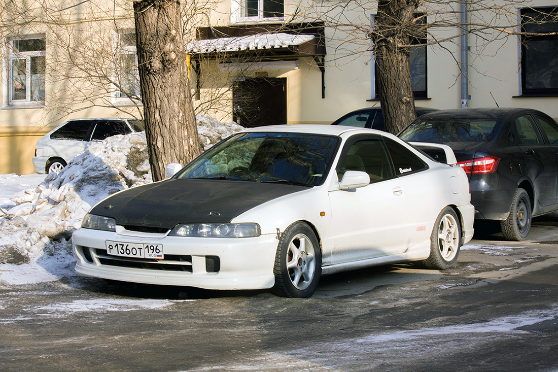 Свердловская область, № Р 136 ОТ 196 — Honda Integra '93-01
