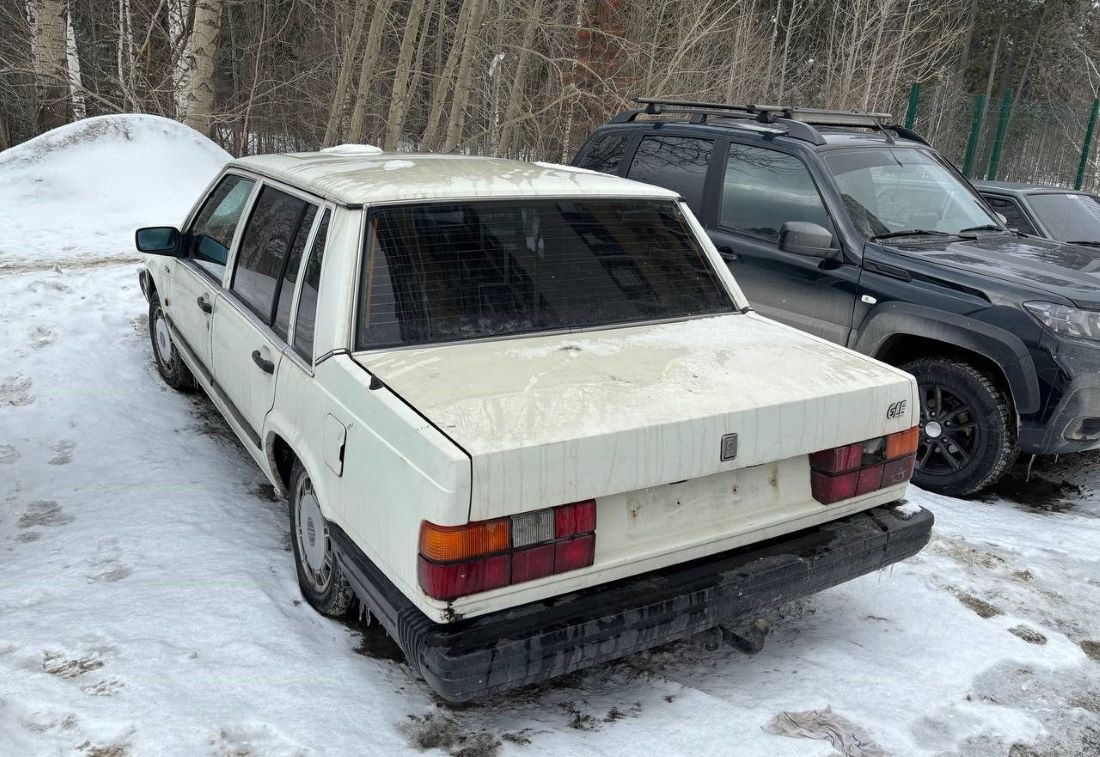 Удмуртия, № В 362 НМ 174 — Volvo 740 '84-92