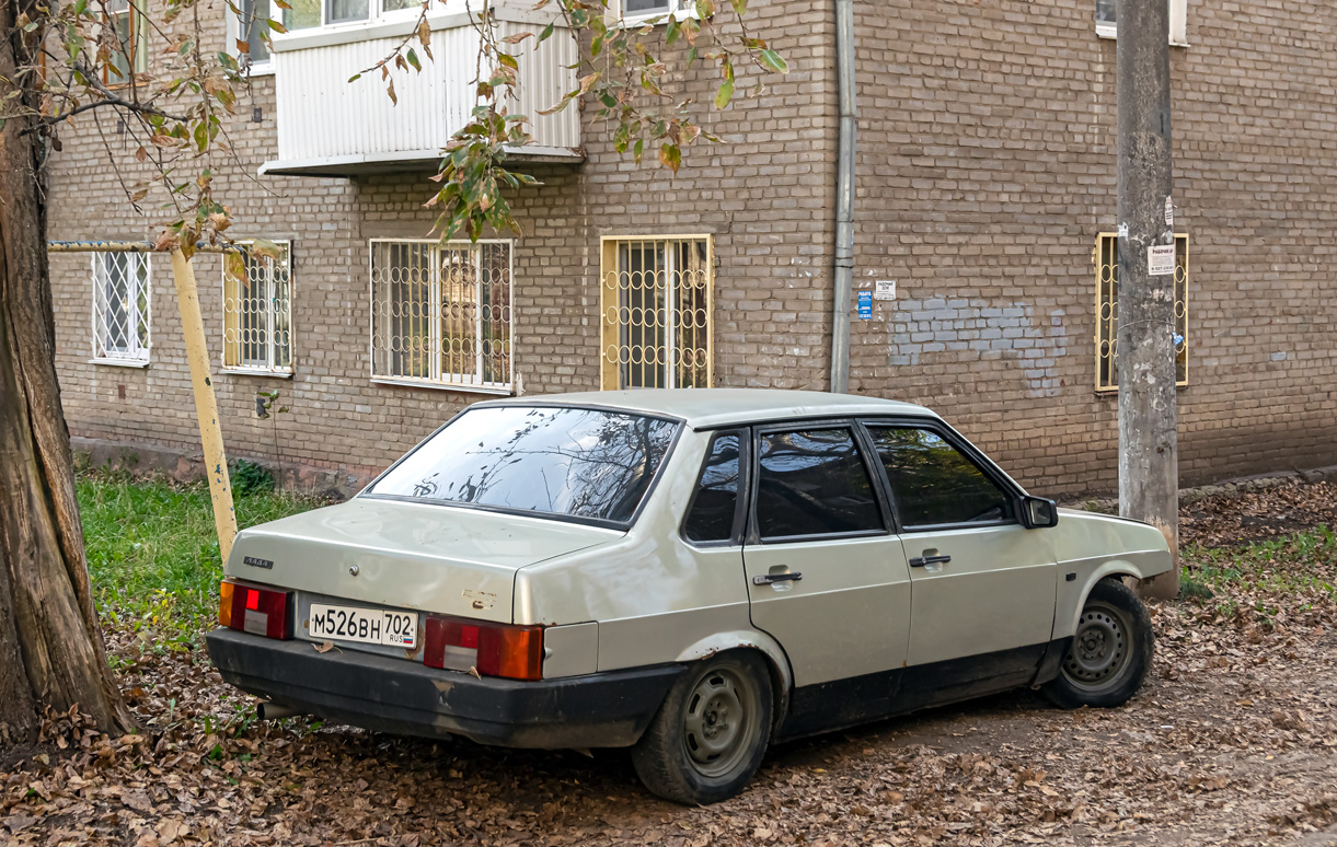Башкортостан, № М 526 ВН 702 — ВАЗ-21099 '90-04