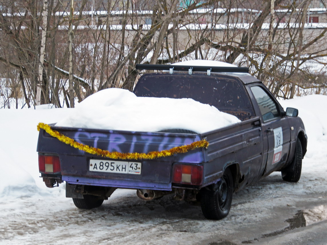 Кировская область, № А 895 КН 43 — Иж-2717-230 '97-05