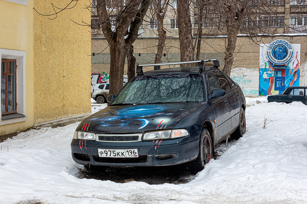 Свердловская область, № Р 975 КК 196 — Mazda 626 (GE) '91-97