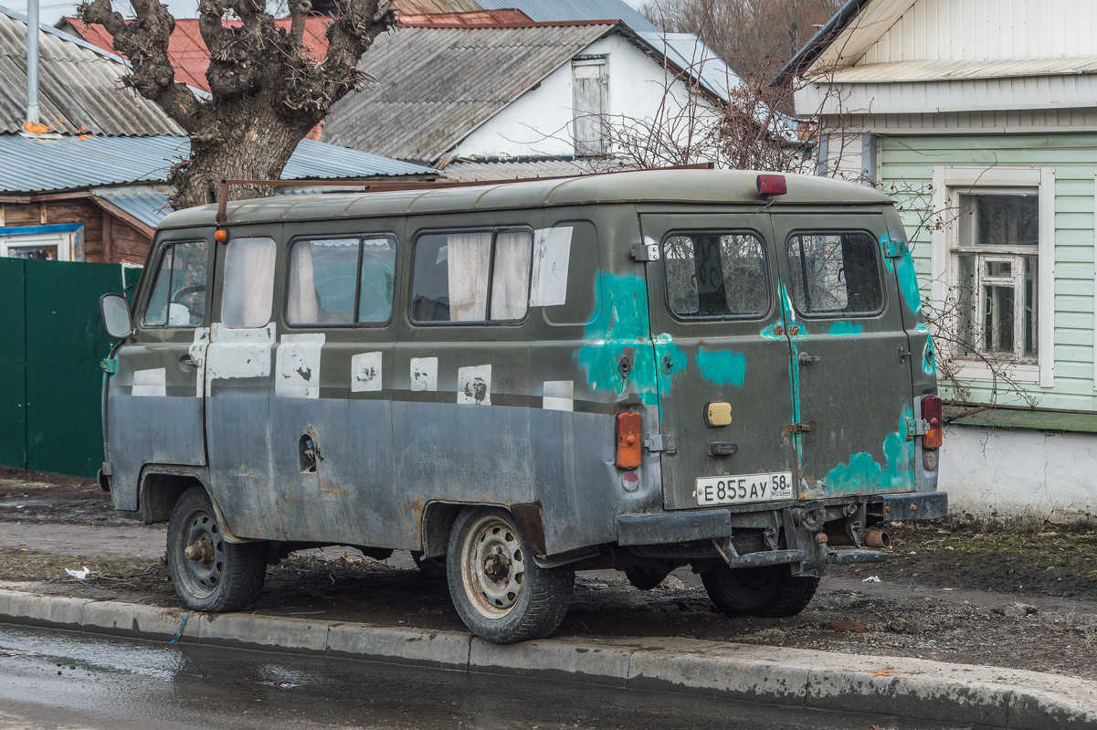 Пензенская область, № Е 855 АУ 58 — УАЗ-2206 '85-03