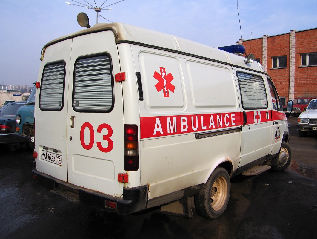 Удмуртия, № М 310 ЕА 18 — ГАЗ-32214 ГАЗель '96-03