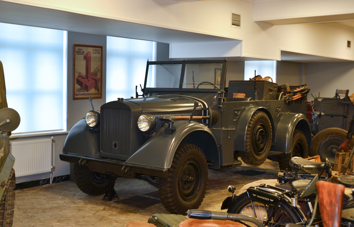 Московская область, № (50) Б/Н 0236 — Horch 901 Typ 40 (Kfz.16) '40-43