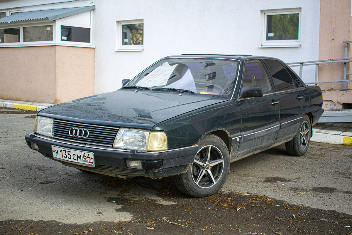 Саратовская область, № У 135 СМ 64 — Audi 100 (C3) '82-91