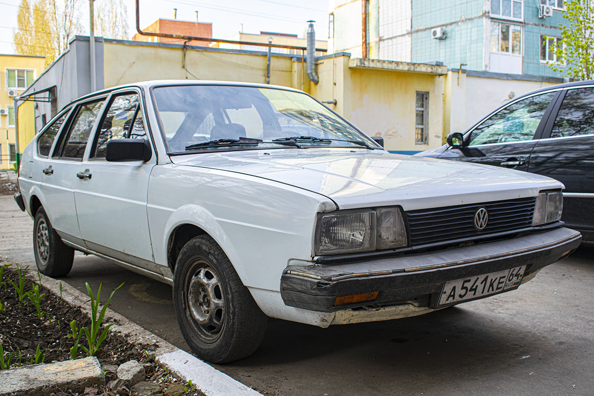 Саратовская область, № А 541 КЕ 64 — Volkswagen Passat (B2) '80-88