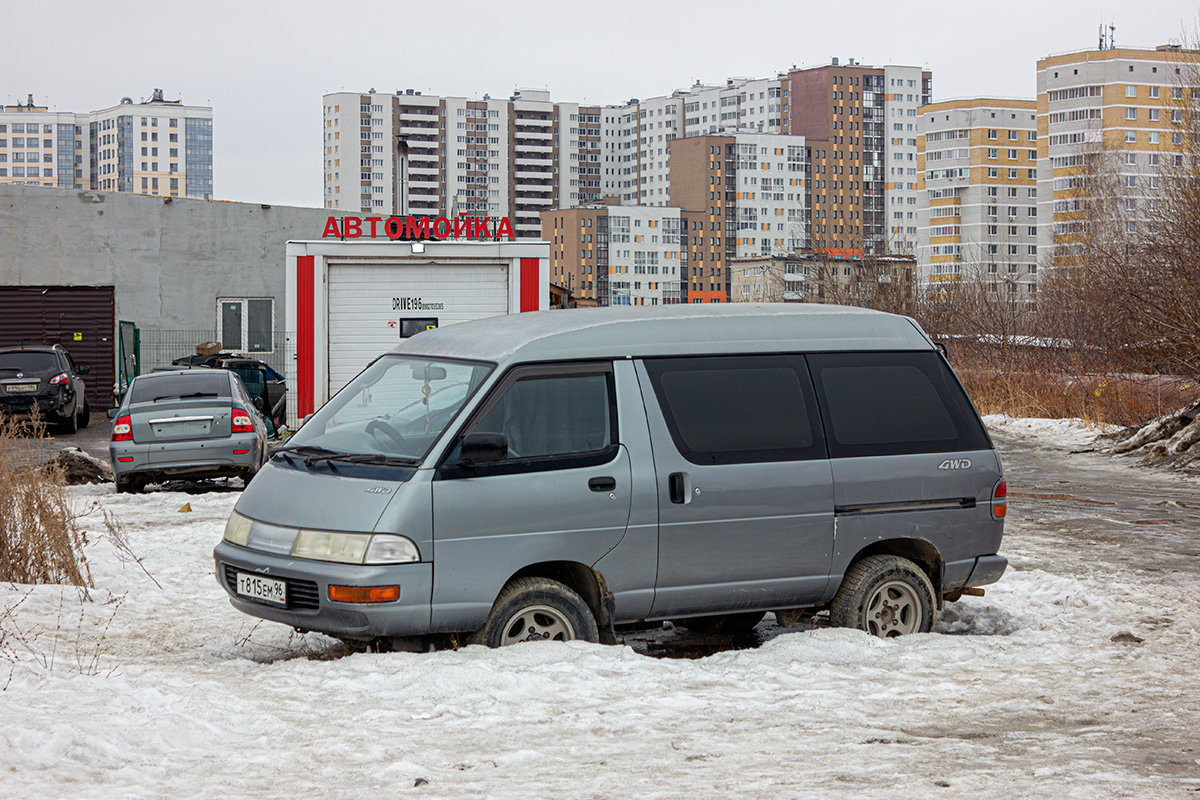 Свердловская область, № Т 815 ЕМ 96 — Toyota TownAce (R20/R30) '82-96