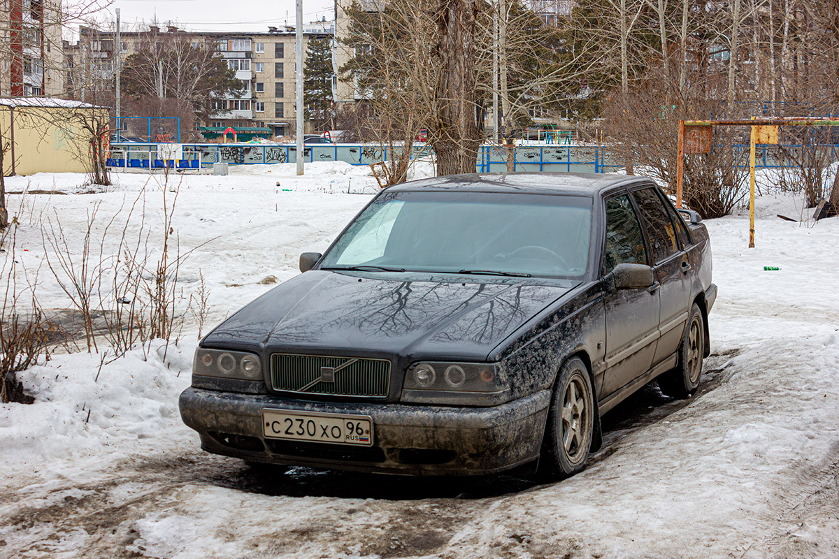 Свердловская область, № С 230 ХО 96 — Volvo 850 '91-97