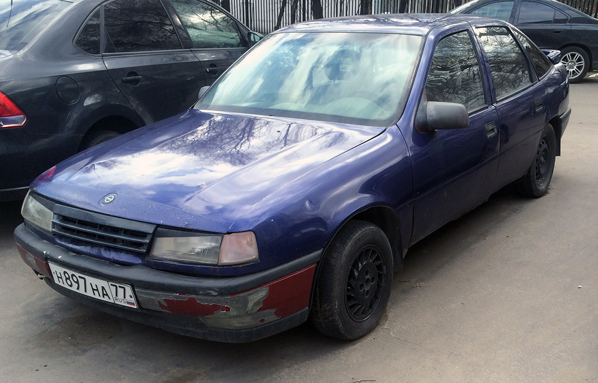 Москва, № Н 897 НА 77 — Opel Vectra (A) '88-95