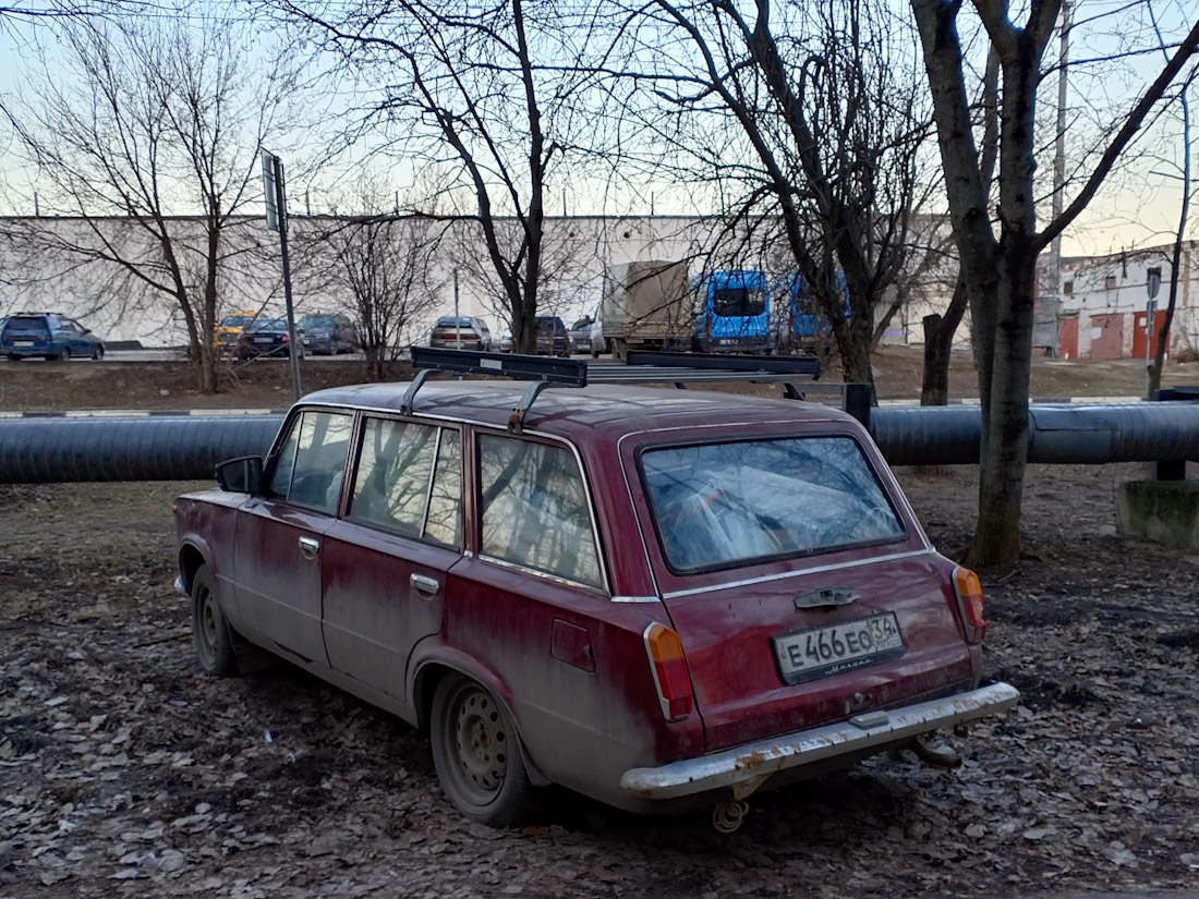 Волгоградская область, № Е 466 ЕО 34 — ВАЗ-2102 Жигули '71-86
