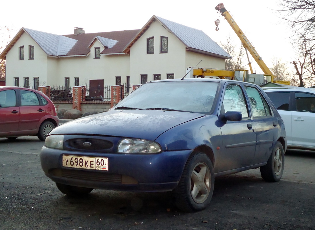 Псковская область, № У 698 КЕ 60 — Ford Fiesta MkIV '95-99