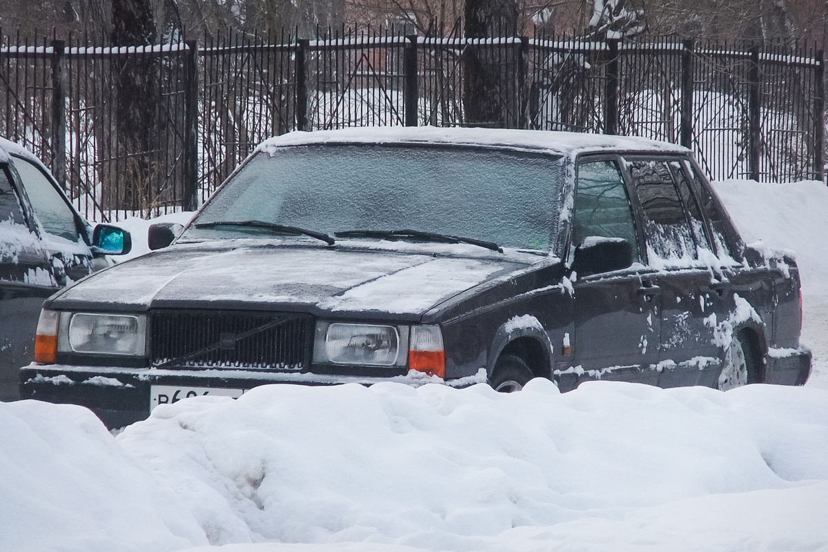 Пермский край, № В 606 РТ 159 — Volvo 740 '84-92