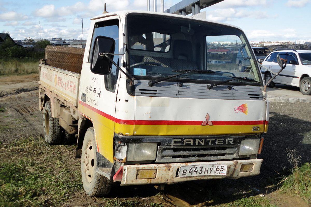 Сахалинская область, № В 443 НУ 65 — Mitsubishi Canter (FE3/FE4) '85-93