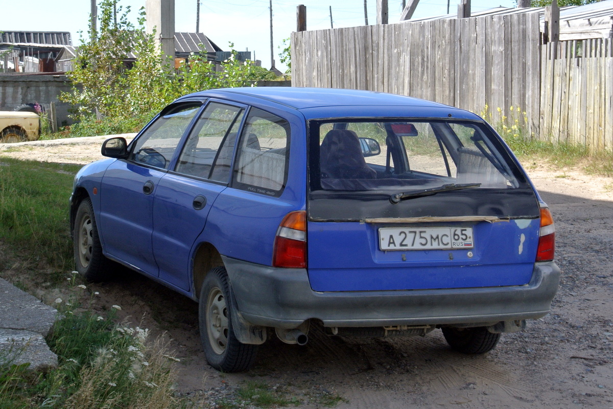 Сахалинская область, № А 275 МС 65 — Mitsubishi Libero '92-02