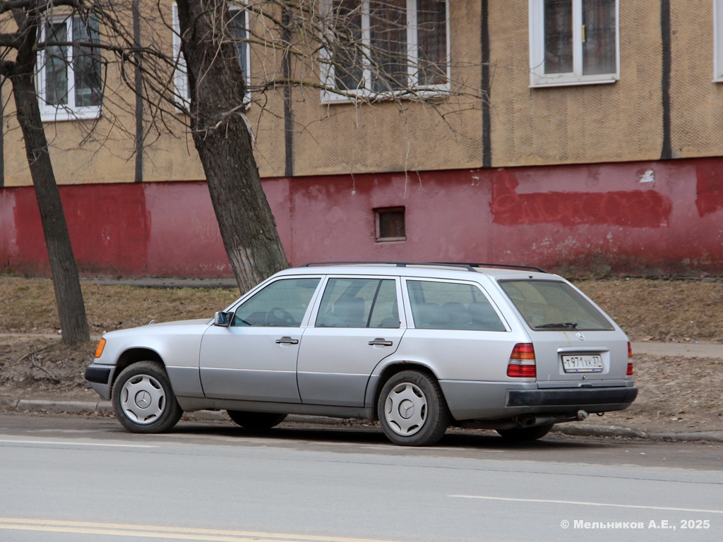 Ивановская область, № Т 971 ХК 37 — Mercedes-Benz (S124) '86-96
