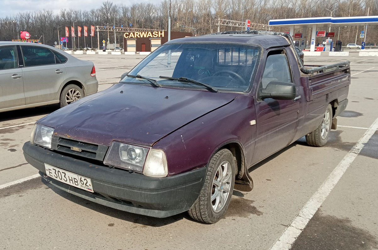 Рязанская область, № Е 303 НВ 62 — Иж-2717-230 '97-05