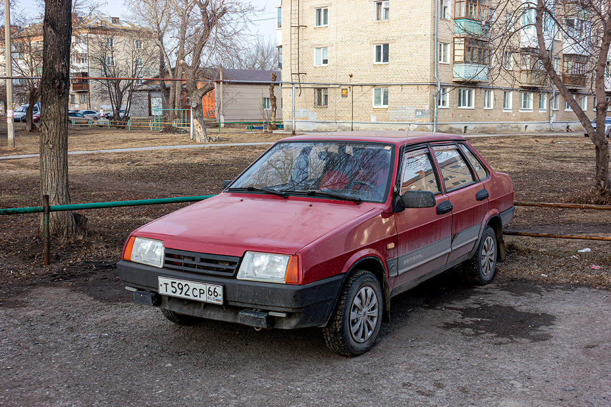 Свердловская область, № Т 592 СР 66 — ВАЗ-21099 '90-04
