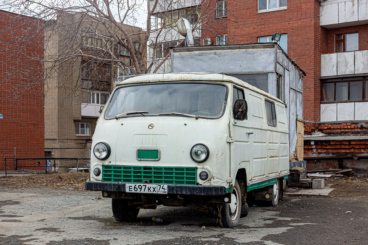 Свердловская область, № Е 697 КХ 74 — ЕрАЗ-762В '79-96