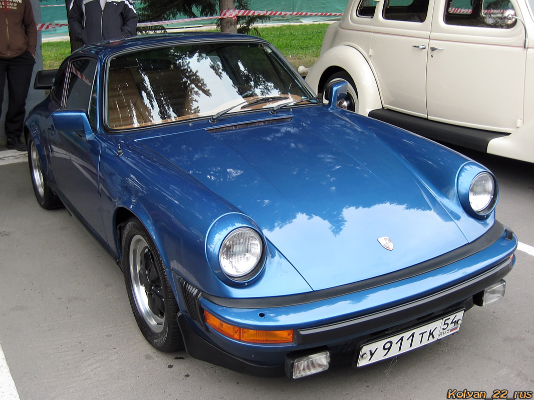 Новосибирская область, № У 911 ТК 54 — Porsche 911 (930) '73-89; Алтайский край — Выставки ко дню города Барнаул, 2010 г.