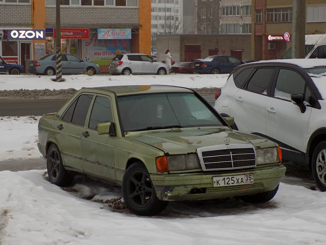 Вологодская область, № К 125 ХА 35 — Mercedes-Benz 190 (W201) '82-93