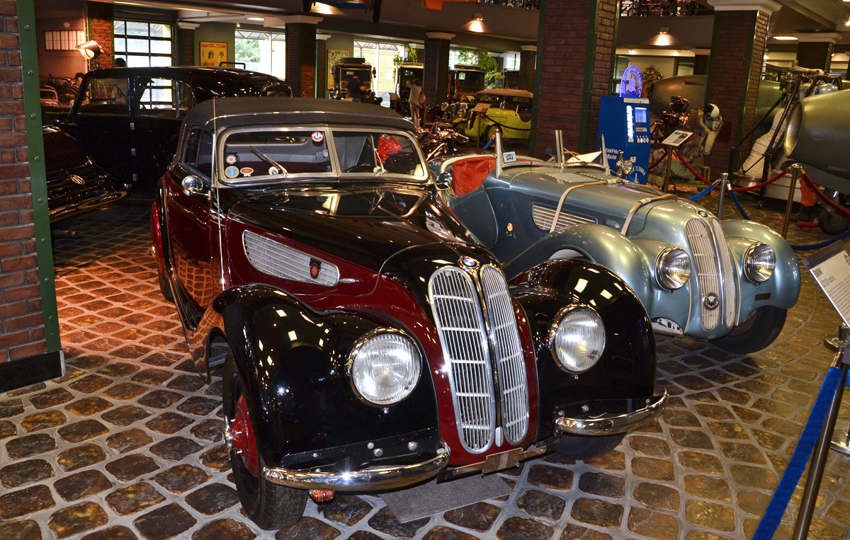 Московская область, № (50) Б/Н 0118 — BMW 327 '37-41