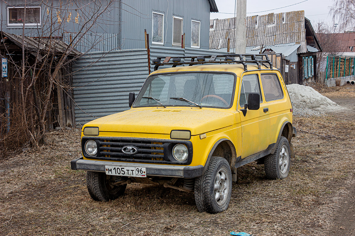 Свердловская область, № М 105 ТТ 96 — ВАЗ-2121 Нива '77-94