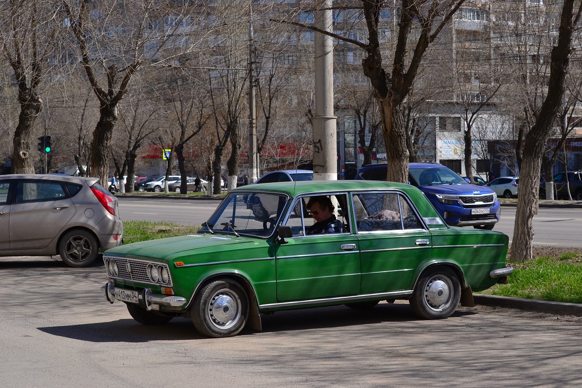 Волгоградская область, № Н 413 ММ 34 — ВАЗ-2103 Жигули '72-84