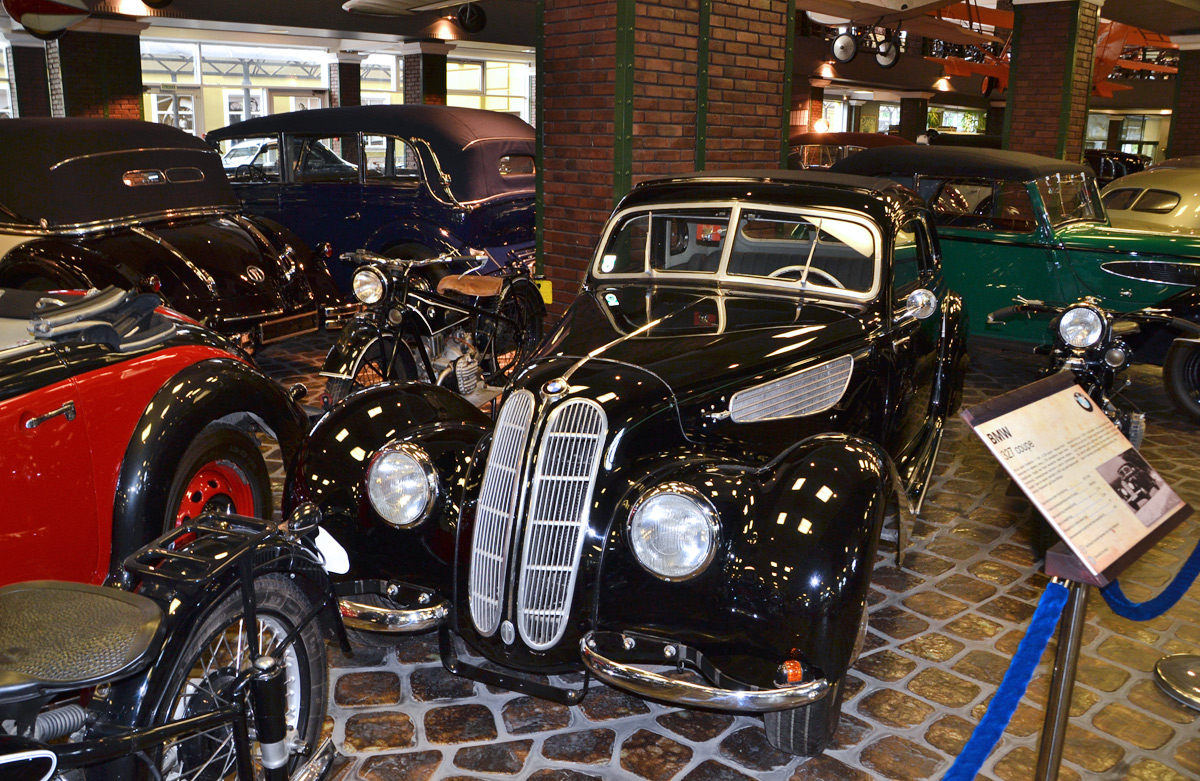 Московская область, № (50) Б/Н 0215 — BMW 327 '37-41