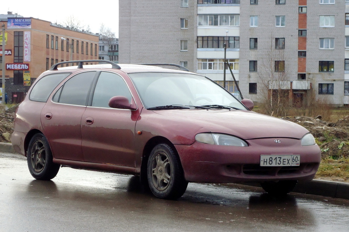 Псковская область, № Н 813 ЕХ 60 — Hyundai Avante Touring (J2) '95-00