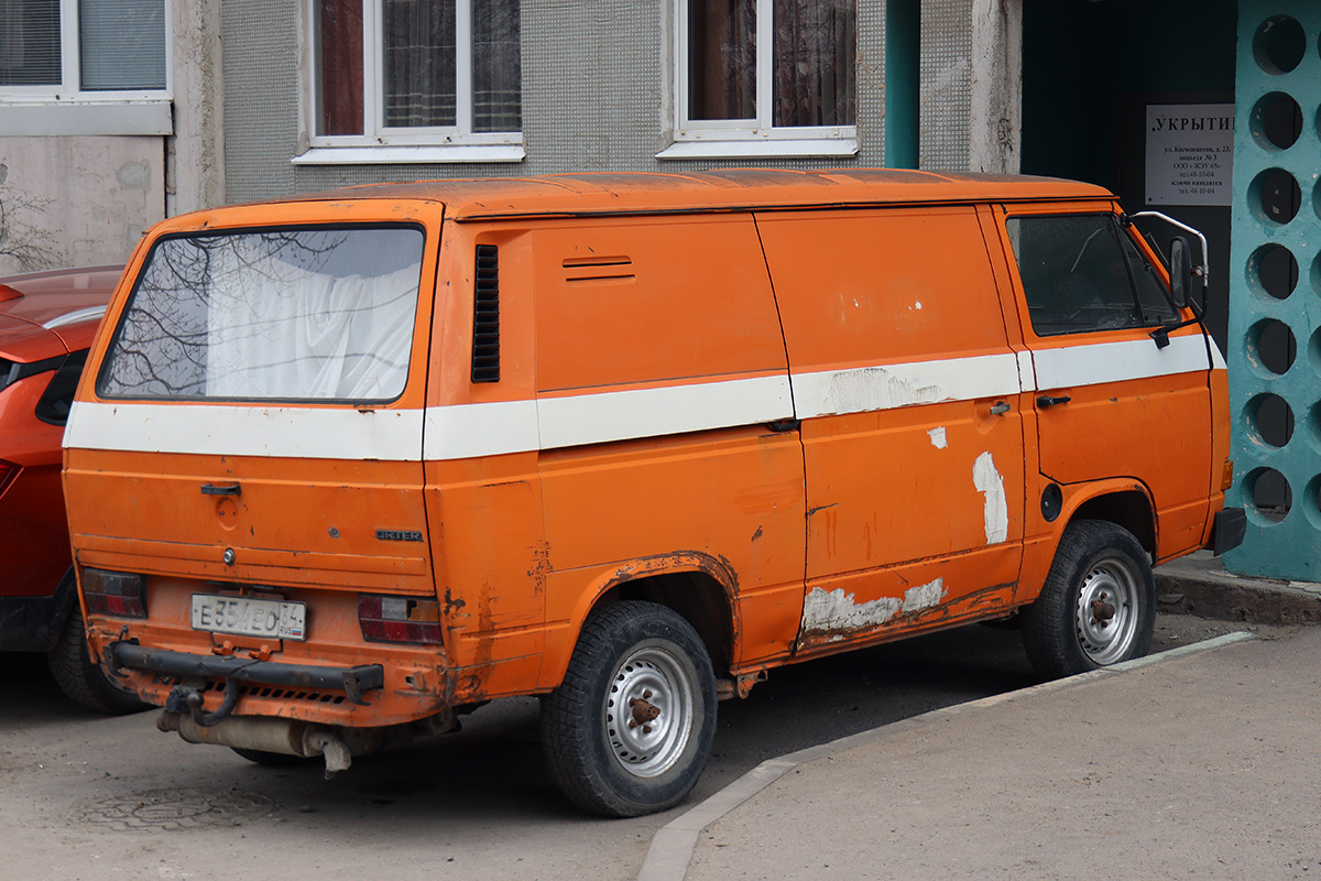 Волгоградская область, № Е 354 ЕО 34 — Volkswagen (T3) Kastenwagen '79-92