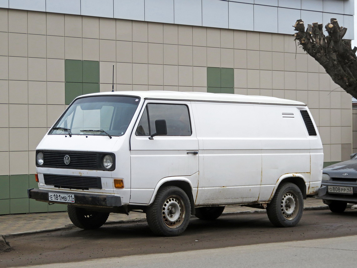 Кировская область, № Е 181 МВ 11 — Volkswagen (T3) Kastenwagen '79-92