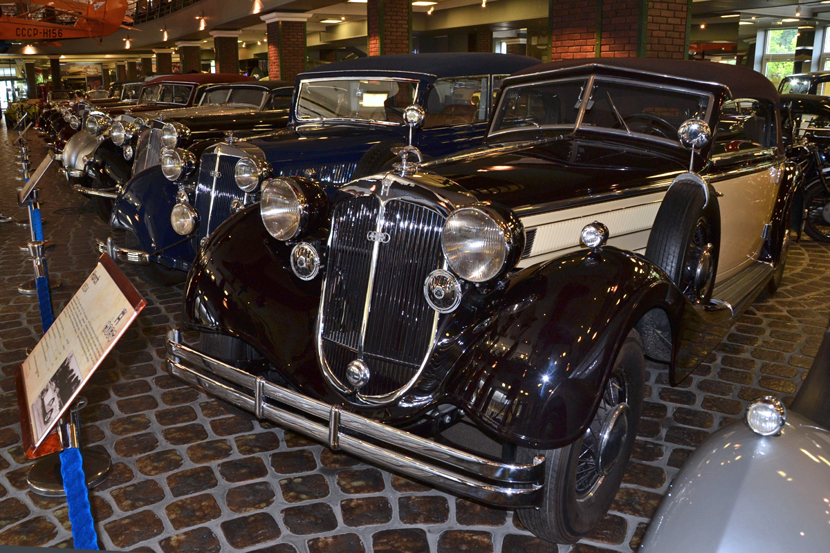 Московская область, № (50) Б/Н 0115 — Horch 830BL '35-40
