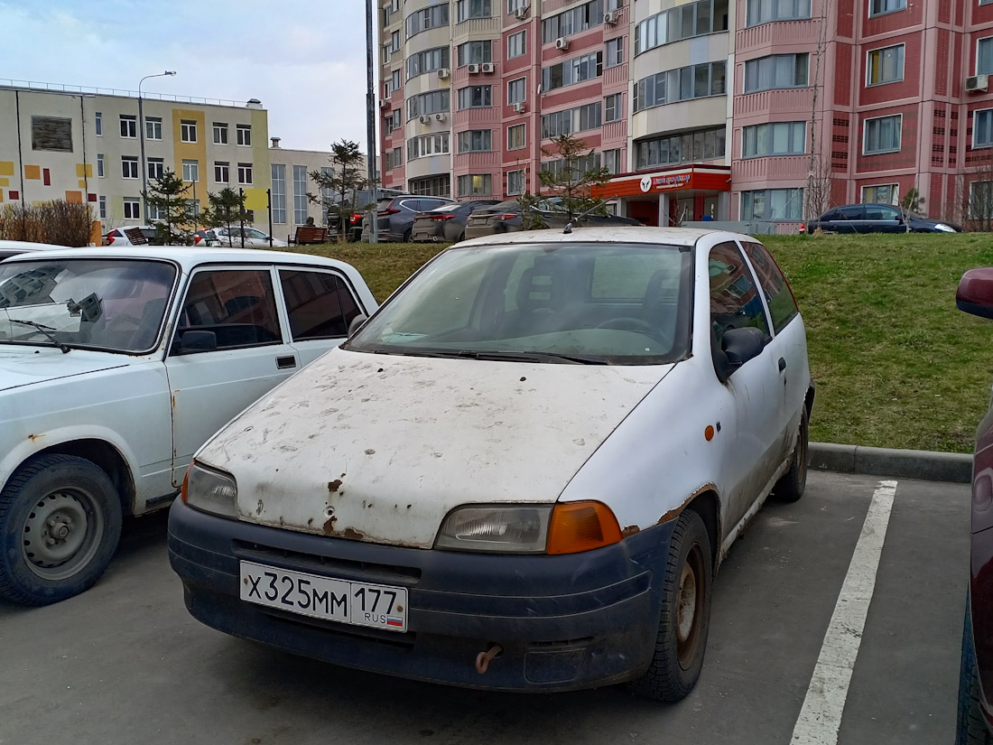Москва, № Х 325 ММ 177 — FIAT Punto (176) '93-00