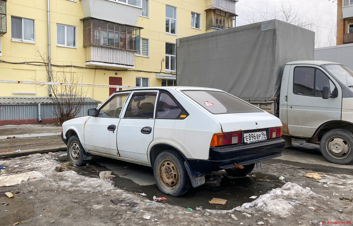 Свердловская область, № Е 896 ВР 96 — Москвич-2141 '86-98