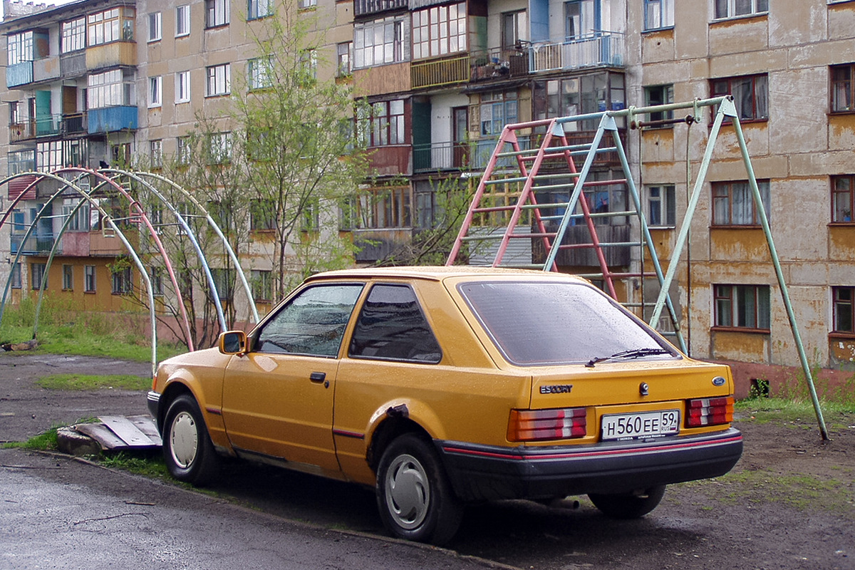 Пермский край, № Н 560 ЕЕ 59 — Ford Escort MkIII '80-86