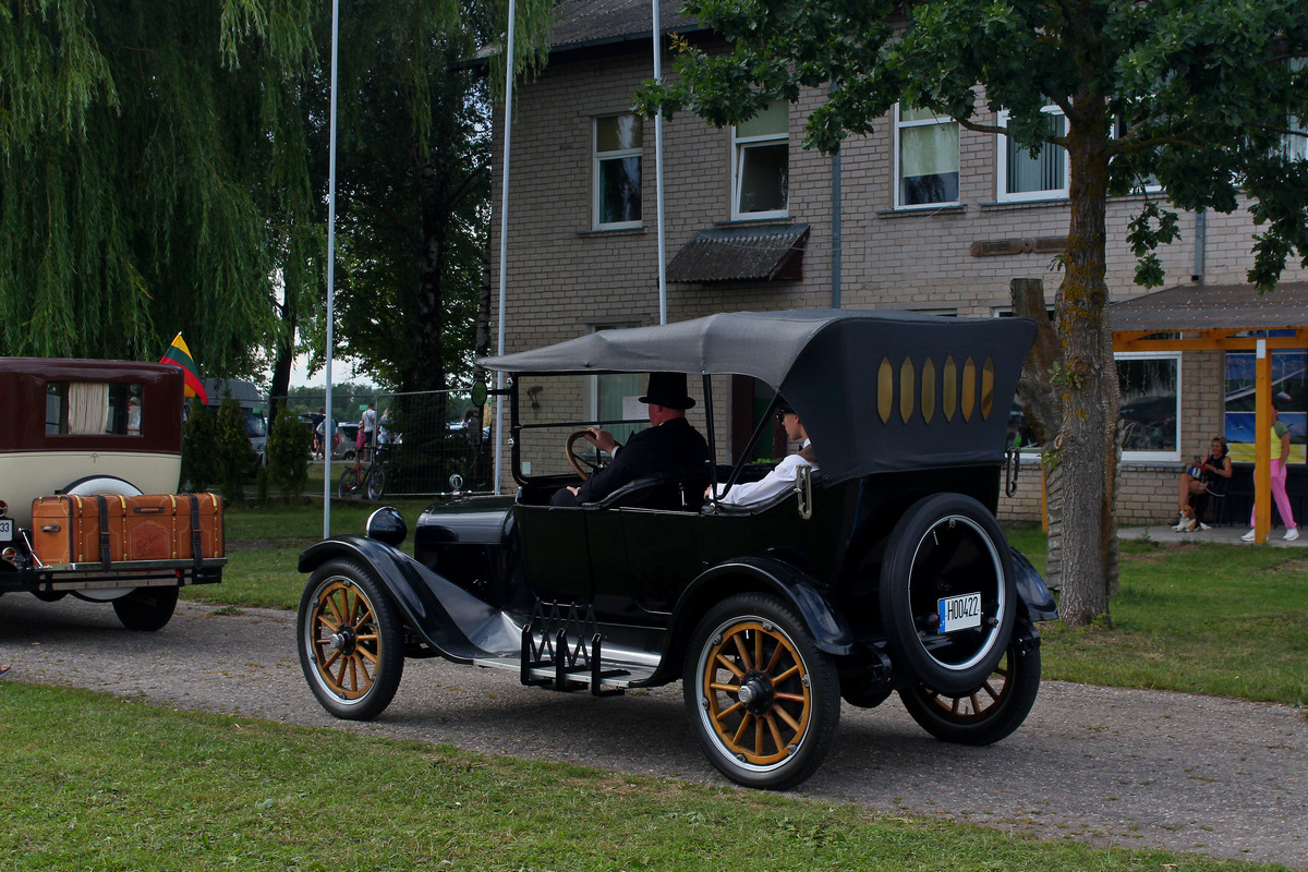 Литва, № H00422 — Dodge (Общая модель); Литва — Nesenstanti klasika 2024