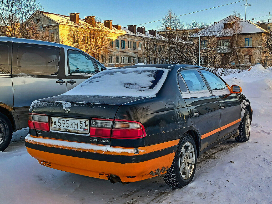 Мурманская область, № А 595 КМ 51 — Toyota Carina E (T190) '92–97