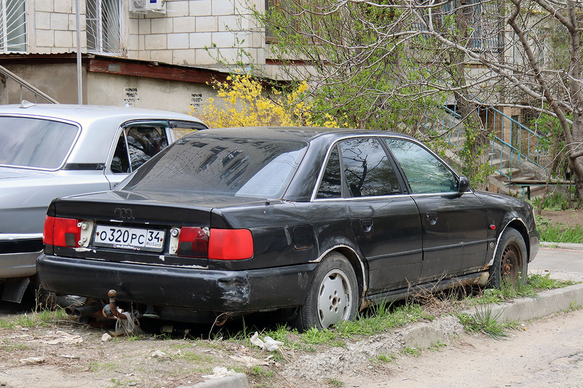 Волгоградская область, № О 320 РС 34 — Audi 100 (C4) '90-94