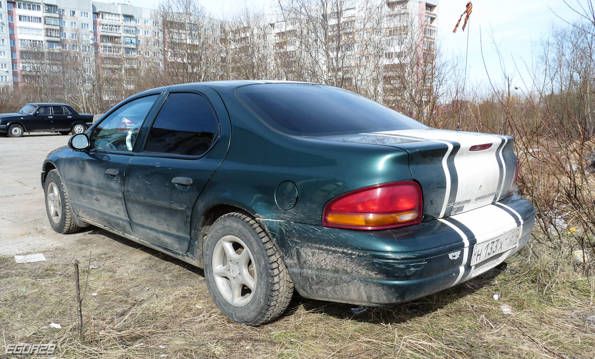 Архангельская область, № Н 133 ХТ 29 — Dodge Stratus (1G) '94-00