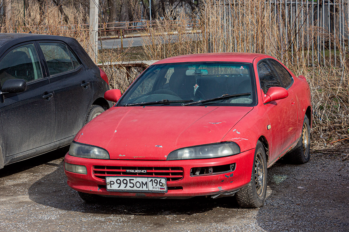 Свердловская область, № Р 995 ОМ 196 — Toyota Sprinter Trueno (AE100) '91-95